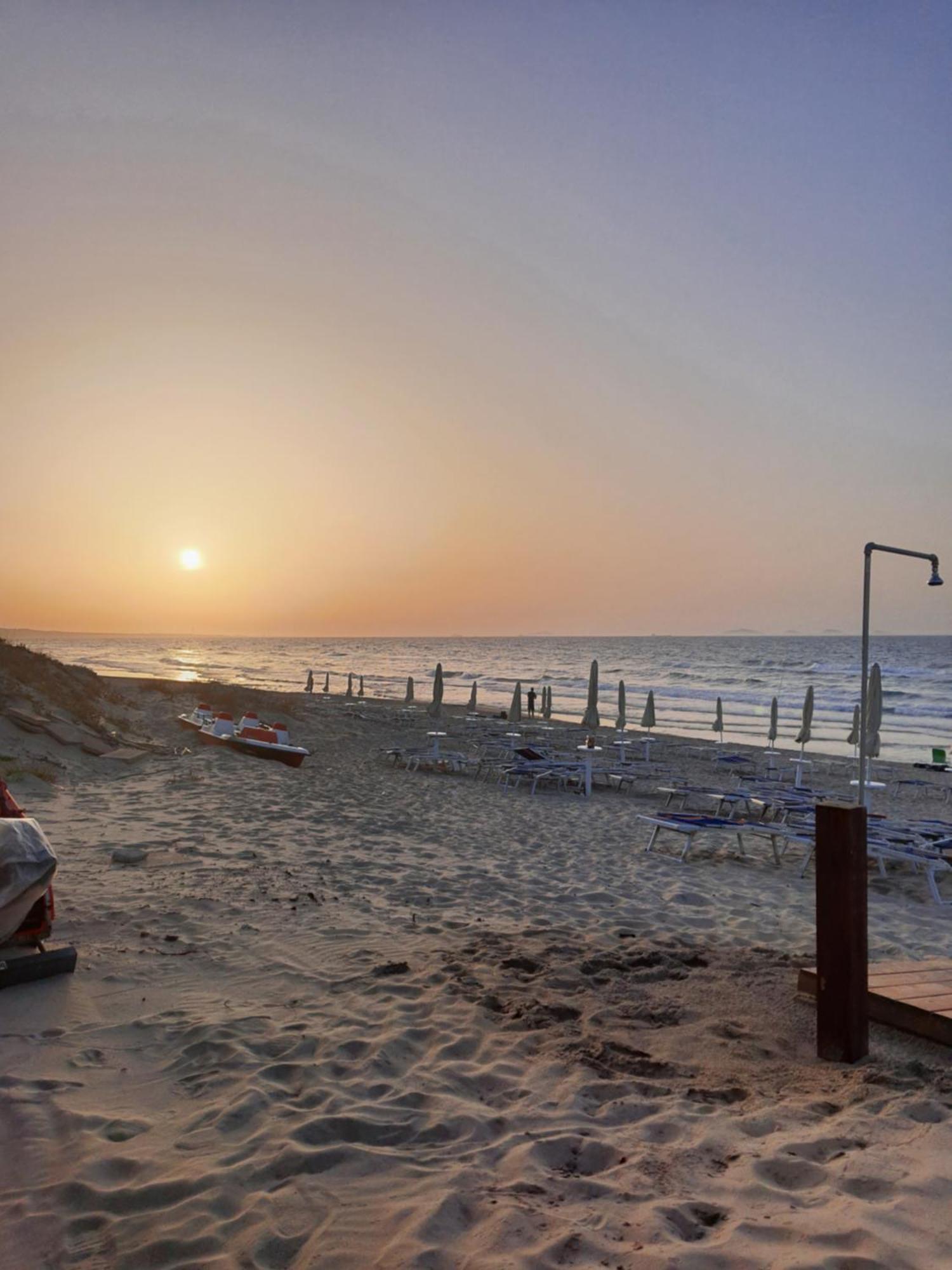 Il Tramonto Sulle Dune Badesi Exteriér fotografie
